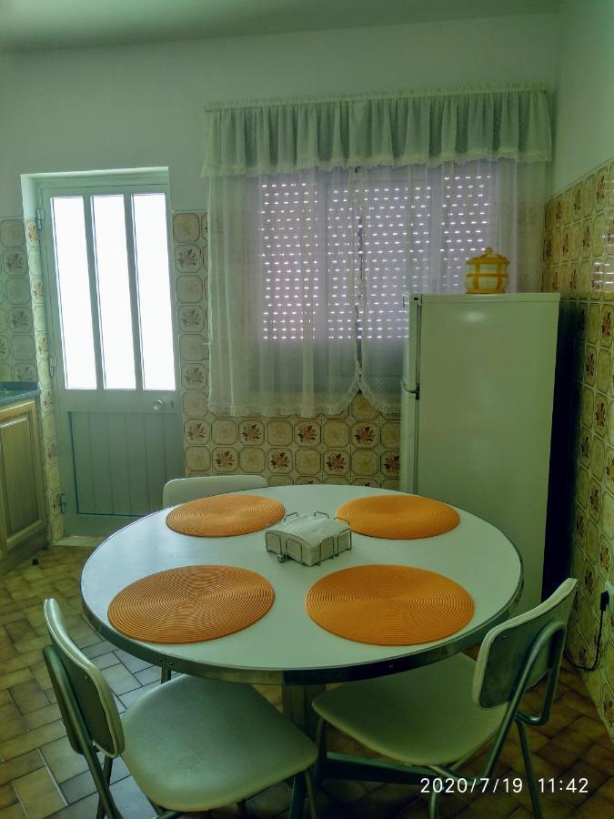 Home Village Vila do Bispo Ngoại thất bức ảnh